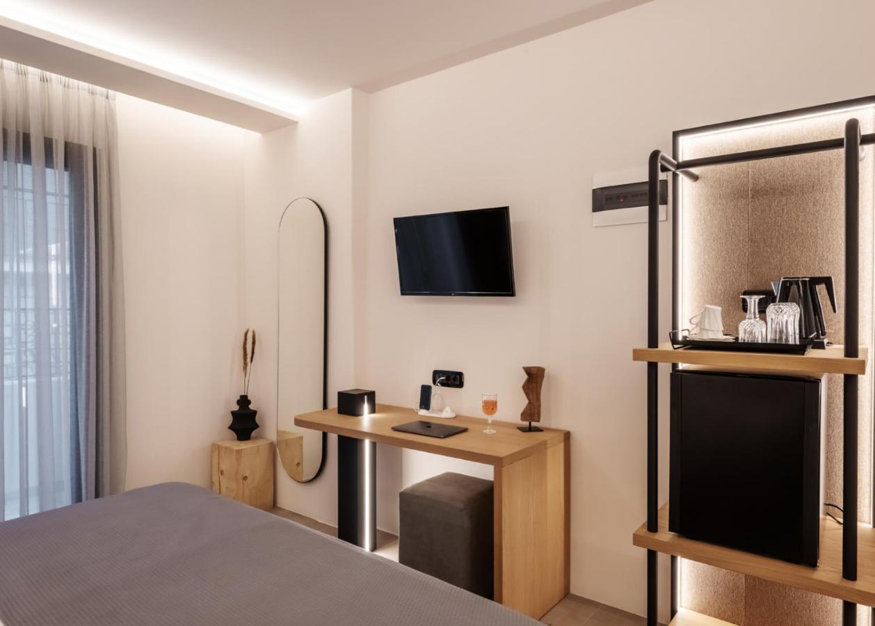 Neapolis 21 Suites, Premium Key Collection スキアトスタウン エクステリア 写真